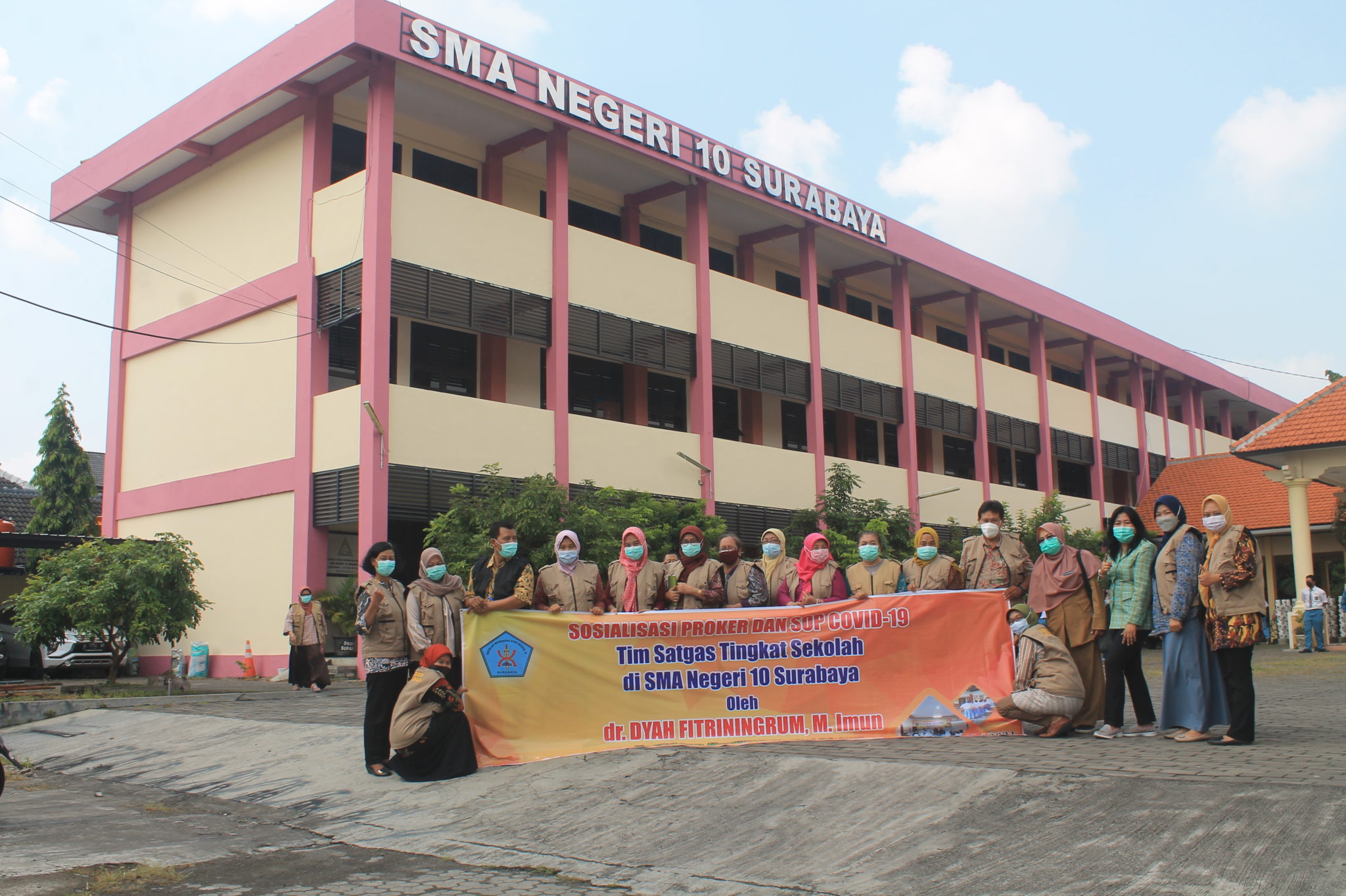 Sosialisasi Prokes dan SOP Covid-19 Tim Satgas SMAN 10 Surabaya